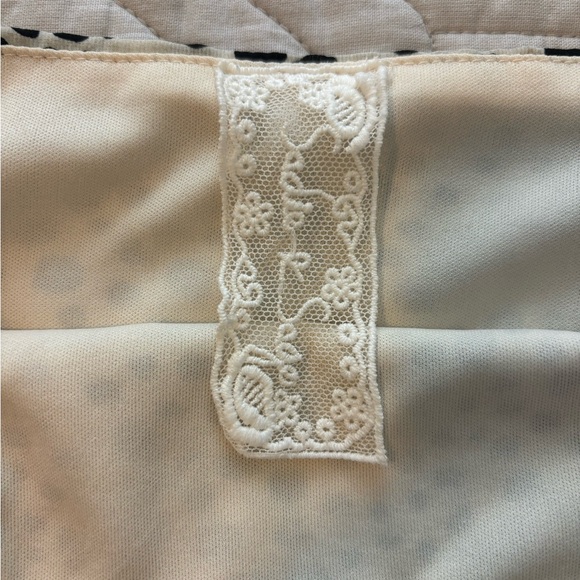 SADIE AND SAGE Skirt - Picture 2 of 3